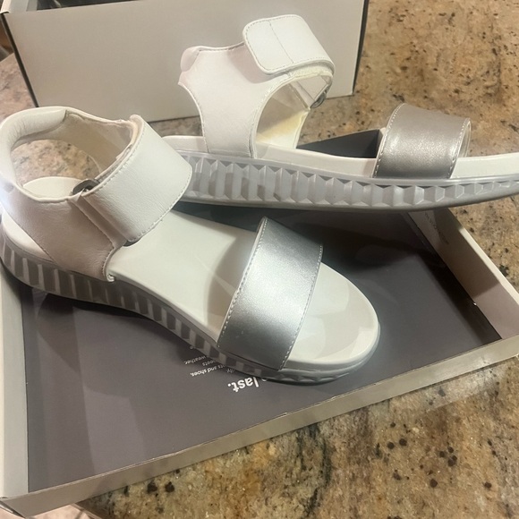 Women sandals - Picture 7 of 9